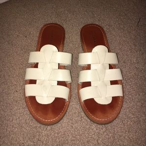 Lucky Brand Flip Flops